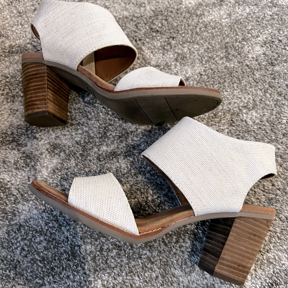 Toms Majorca Cut Out Heel Off White